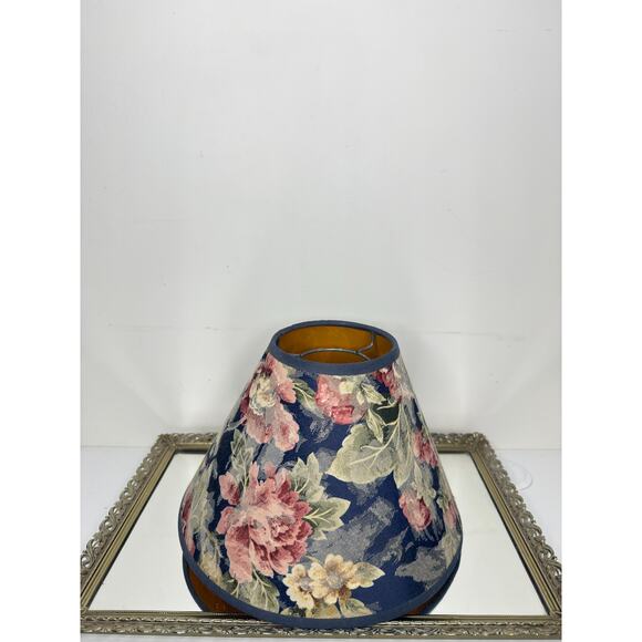 Small Floral Shabby Chic Lampshade- Vintage Country Cottage Floral Design - Picture 6 of 10